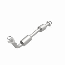 Load image into Gallery viewer, MagnaFlow Exhaust Products 5582630 California CARB Direct-Fit Catalytic Converter for Select Toyota Sequoia, Toyota Tundra