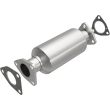 Load image into Gallery viewer, MagnaFlow Exhaust Products 22622 Standard Grade Direct-Fit Catalytic Converter for Select Acura Integra, Honda Prelude