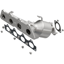 Load image into Gallery viewer, MagnaFlow Exhaust Products 6511994 California CARB Manifold Catalytic Converter for Select Hyundai Accent, Kia Rio