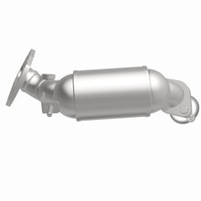 Load image into Gallery viewer, MagnaFlow Exhaust Products 22-009 OEM Grade Manifold Catalytic Converter for Select Lexus RX350, Lexus RX350L, Toyota Highlander, Toyota Sienna