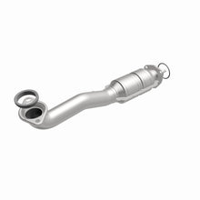 Load image into Gallery viewer, MagnaFlow Exhaust Products 51783 OEM Grade Direct-Fit Catalytic Converter for Select Honda CR-V