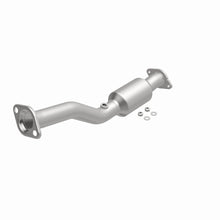 Load image into Gallery viewer, MagnaFlow Exhaust Products 5671709 California CARB Direct-Fit Catalytic Converter for Select Nissan Cube, Nissan Sentra