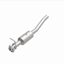 Load image into Gallery viewer, MagnaFlow Exhaust Products 280447 OEM Grade Direct-Fit Catalytic Converter for Select Ford F-53 Motorhome Chassis