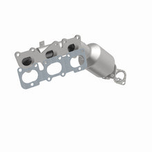 Load image into Gallery viewer, MagnaFlow Exhaust Products 51713 OEM Grade Manifold Catalytic Converter for Select Hyundai Genesis Coupe