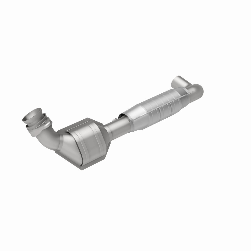 MagnaFlow Exhaust Products 49705 OEM Grade Direct-Fit Catalytic Converter for Select Ford F-150, Lincoln Mark LT