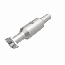 Load image into Gallery viewer, MagnaFlow Exhaust Products 5561288 California CARB Direct-Fit Catalytic Converter for Select Ford Fusion, Mercury Milan