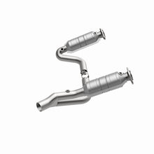 Load image into Gallery viewer, MagnaFlow Exhaust Products 24398 HM Grade Direct-Fit Catalytic Converter for Select Dodge Dakota, Mitsubishi Raider