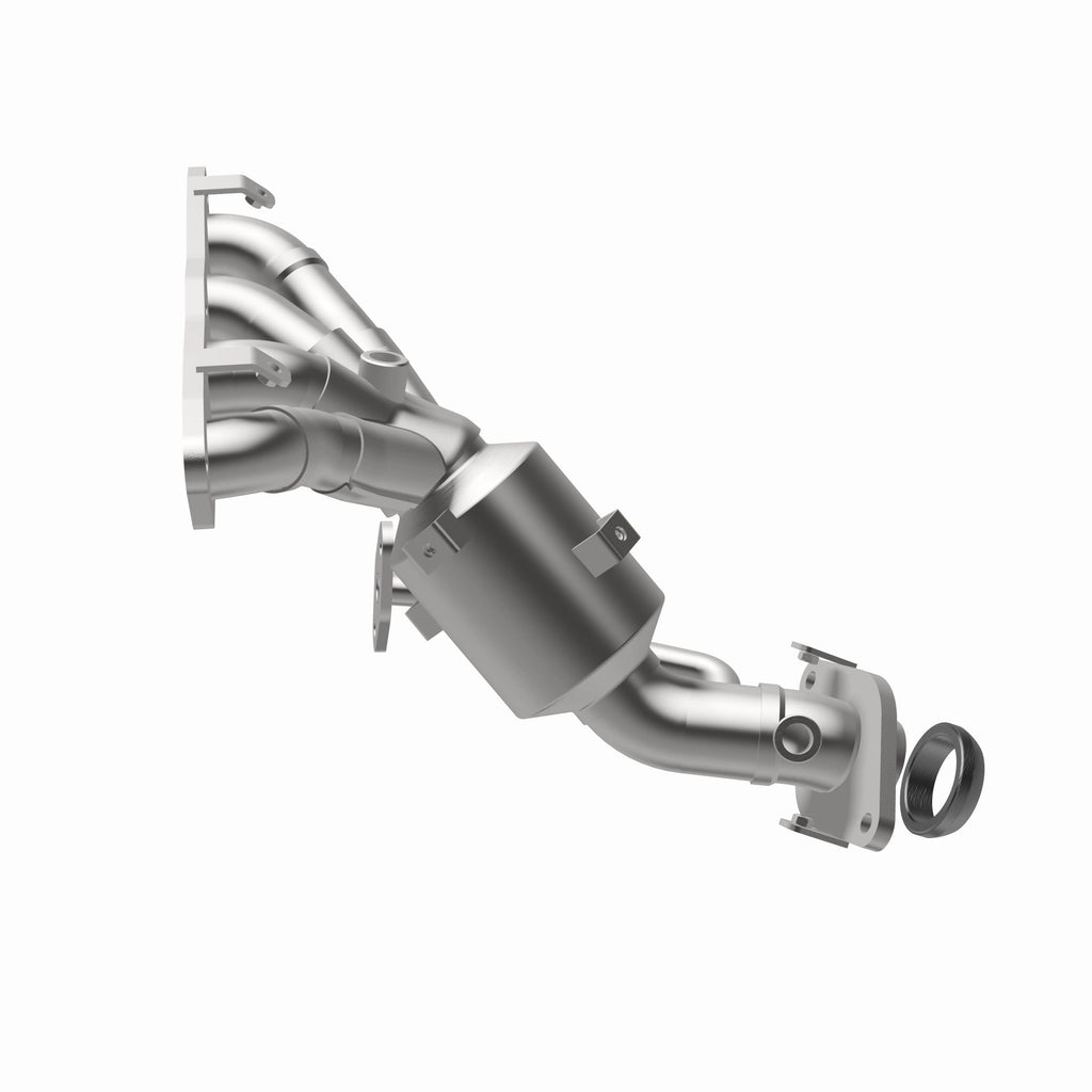 MagnaFlow Exhaust Products 52441 OEM Grade Manifold Catalytic Converter for Select Toyota Prius C