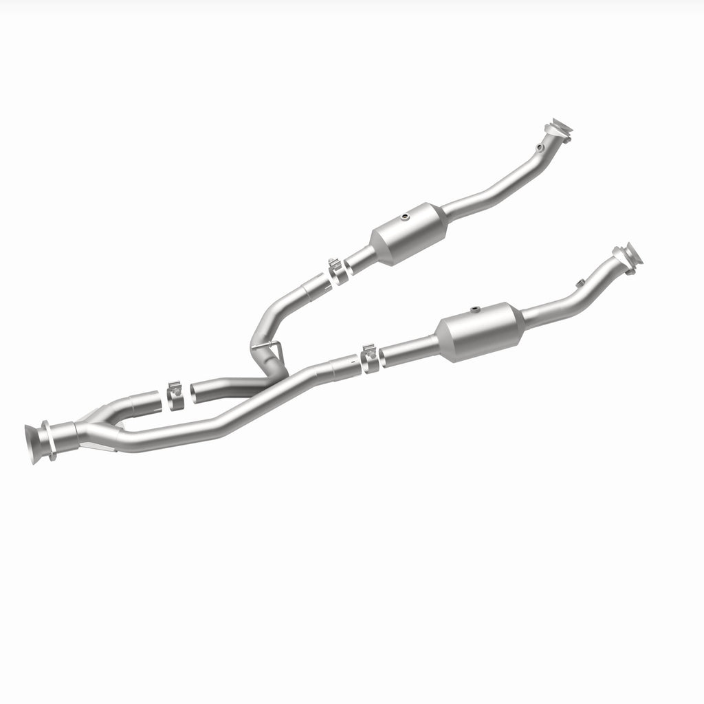 MagnaFlow Exhaust Products 280248 OEM Grade Direct-Fit Catalytic Converter for Select Ford Transit-150, Ford Transit-250, Ford Transit-350, Ford Transit-350 HD