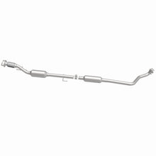 Load image into Gallery viewer, MagnaFlow Exhaust Products 280376 OEM Grade Direct-Fit Catalytic Converter for Select Nissan Kicks, Nissan Versa
