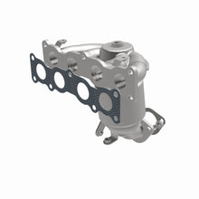 Load image into Gallery viewer, MagnaFlow Exhaust Products 22-086 OEM Grade Manifold Catalytic Converter for Select Hyundai Santa Fe Sport