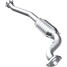 Load image into Gallery viewer, MagnaFlow Exhaust Products 49611 OEM Grade Direct-Fit Catalytic Converter for Select Chevrolet Colorado, GMC Canyon