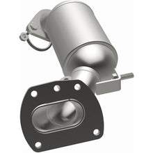 Load image into Gallery viewer, MagnaFlow Exhaust Products 22-009 OEM Grade Manifold Catalytic Converter for Select Lexus RX350, Lexus RX350L, Toyota Highlander, Toyota Sienna