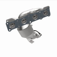 Load image into Gallery viewer, MagnaFlow Exhaust Products 5531125 California CARB Manifold Catalytic Converter for Select Hyundai Sonata, Kia Optima