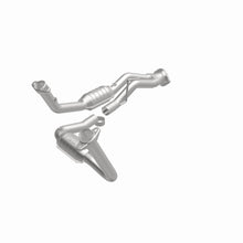 Load image into Gallery viewer, MagnaFlow Exhaust Products 49444 OEM Grade Direct-Fit Catalytic Converter for Select Jeep Commander, Jeep Grand Cherokee
