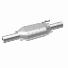Load image into Gallery viewer, MagnaFlow Exhaust Products 95220 HM Grade Direct-Fit Catalytic Converter for Select Dodge Ram 2500, Dodge Ram