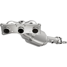 Load image into Gallery viewer, MagnaFlow Exhaust Products 5631763 California CARB Manifold Catalytic Converter for Select BMW 128i, BMW 328i, BMW 328i xDrive, BMW 328xi