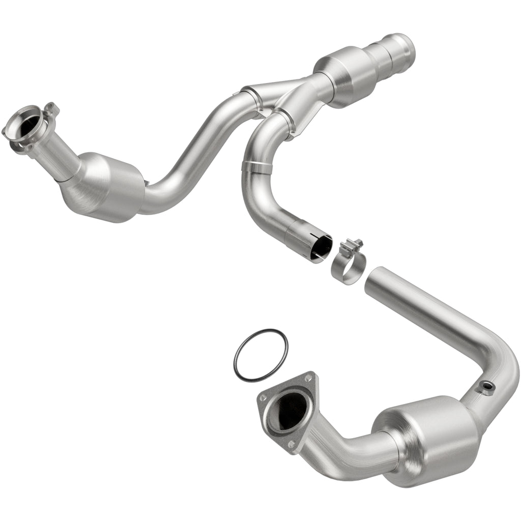 MagnaFlow Exhaust Products 52616 OEM Grade Direct-Fit Catalytic Converter for Select Cadillac Escalade, Cadillac Escalade ESV, Cadillac Escalade EXT, Chevrolet Silverado 1500, GMC Sierra 1500, GMC Yukon, GMC Yukon XL
