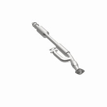 Load image into Gallery viewer, MagnaFlow Exhaust Products 5571534 California CARB Direct-Fit Catalytic Converter for Select Hyundai Tiburon