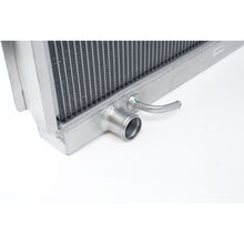 Load image into Gallery viewer, 95-04-Toyota-Tacoma-(2.73.4L)-Heavy-Duty-All-Aluminum-Radiator