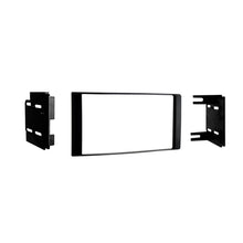 Load image into Gallery viewer, Metra Electronics 95-7621 Custom Fit Mounting Kit for Select Nissan Versa, Nissan Versa Note