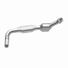 Load image into Gallery viewer, MagnaFlow Exhaust Products 447158 California CARB Direct-Fit Catalytic Converter for Select Ford E-150, Ford E-150 Club Wagon, Ford E-150 Econoline, Ford E-150 Econoline Club Wagon, Ford E-250, Ford E-250 Econoline
