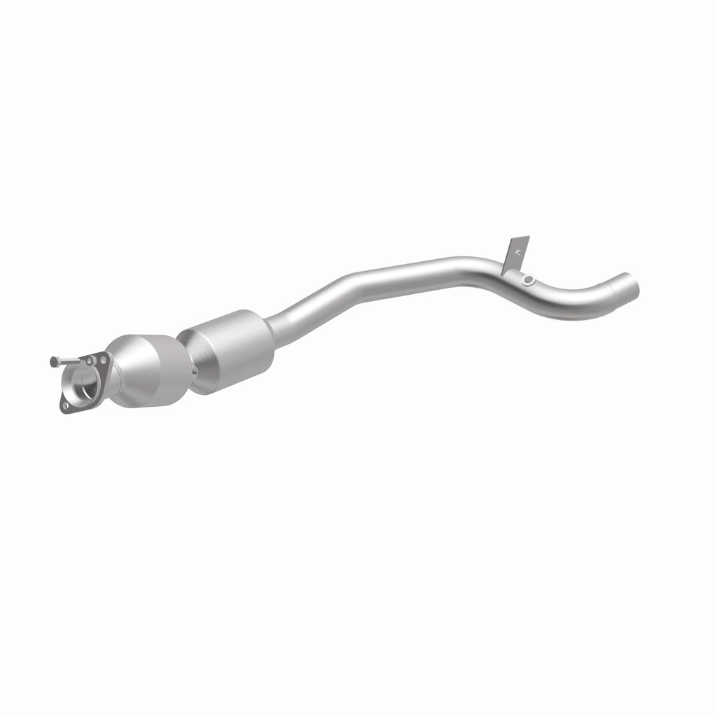 MagnaFlow Exhaust Products 21-608 OEM Grade Direct-Fit Catalytic Converter for Select Land Rover Range Rover, Land Rover Range Rover Sport