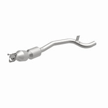 Load image into Gallery viewer, MagnaFlow Exhaust Products 21-608 OEM Grade Direct-Fit Catalytic Converter for Select Land Rover Range Rover, Land Rover Range Rover Sport