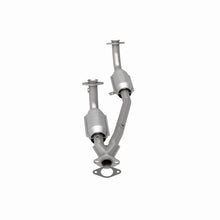 Load image into Gallery viewer, MagnaFlow Exhaust Products 4451353 California CARB Direct-Fit Catalytic Converter for Select Ford Windstar
