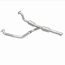 Load image into Gallery viewer, MagnaFlow Exhaust Products 21-513 OEM Grade Direct-Fit Catalytic Converter for Select Ram 2500, Ram