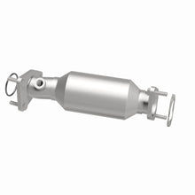 Load image into Gallery viewer, MagnaFlow Exhaust Products 52668 OEM Grade Direct-Fit Catalytic Converter for Select Nissan Frontier, Nissan NV1500, Nissan NV2500, Nissan NV3500, Nissan Pathfinder, Nissan Xterra, Suzuki Equator
