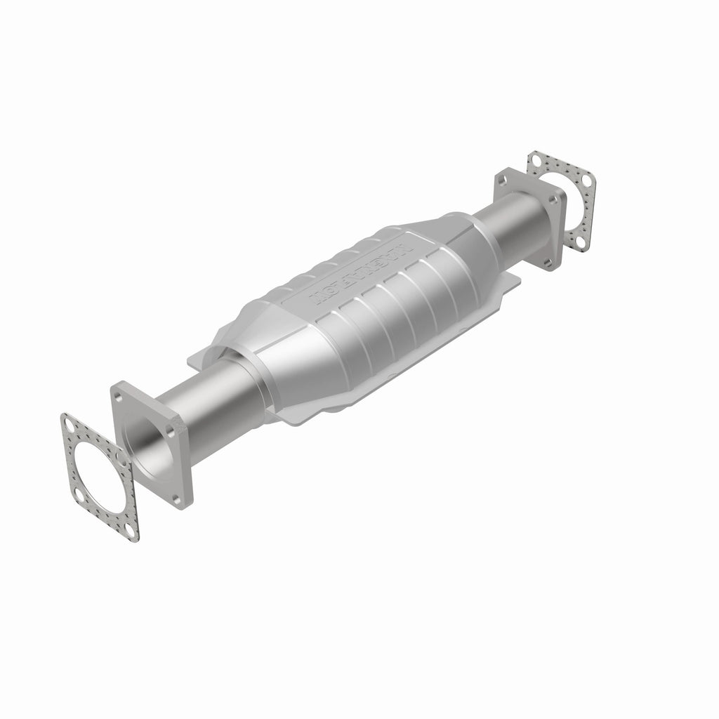 MagnaFlow Exhaust Products 3391657 California CARB Direct-Fit Catalytic Converter for Select Isuzu Pickup, Isuzu Rodeo, Isuzu Trooper