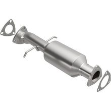 Load image into Gallery viewer, MagnaFlow Exhaust Products 4451455 California CARB Direct-Fit Catalytic Converter for Select Chevrolet Blazer, GMC Jimmy, Oldsmobile Bravada