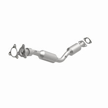 Load image into Gallery viewer, MagnaFlow Exhaust Products 551958 California CARB Direct-Fit Catalytic Converter for Select Chevrolet HHR