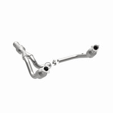 Load image into Gallery viewer, MagnaFlow Exhaust Products 5582617 California CARB Direct-Fit Catalytic Converter for Select Cadillac Escalade, Cadillac Escalade ESV, Chevrolet Silverado 1500, GMC Sierra 1500, GMC Yukon, GMC Yukon XL