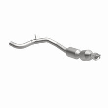 Load image into Gallery viewer, MagnaFlow Exhaust Products 21-607 OEM Grade Direct-Fit Catalytic Converter for Select Land Rover Range Rover, Land Rover Range Rover Sport