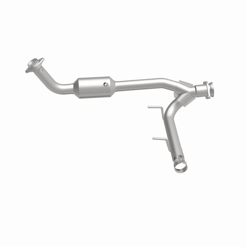 MagnaFlow Exhaust Products 52508 OEM Grade Direct-Fit Catalytic Converter for Select Lincoln Navigator