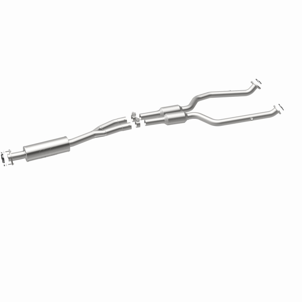 MagnaFlow Exhaust Products 21-048 OEM Grade Direct-Fit Catalytic Converter for Select Lexus GS300