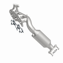 Load image into Gallery viewer, MagnaFlow Exhaust Products 5582431 California CARB Manifold Catalytic Converter for Select Toyota 4Runner, Toyota FJ Cruiser