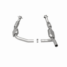 Load image into Gallery viewer, MagnaFlow Exhaust Products 51640 OEM Grade Direct-Fit Catalytic Converter for Select Ford E-150, Ford E-250