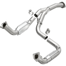 Load image into Gallery viewer, MagnaFlow Exhaust Products 21-252 OEM Grade Direct-Fit Catalytic Converter for Select Chevrolet Silverado HD, Chevrolet Silverado HD, GMC Sierra HD, GMC Sierra HD