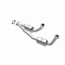 Load image into Gallery viewer, MagnaFlow Exhaust Products 23382 HM Grade Direct-Fit Catalytic Converter for Select Ford Windstar