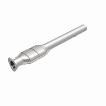 Load image into Gallery viewer, MagnaFlow Exhaust Products 23204 HM Grade Direct-Fit Catalytic Converter for Select Ford E-250 Econoline, Ford E-450 Econoline Super Duty, Ford Econoline Super Duty