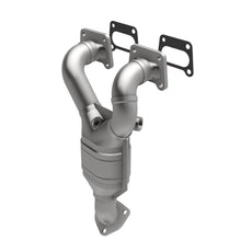 Load image into Gallery viewer, MagnaFlow Exhaust Products 452023 California CARB Manifold Catalytic Converter for Select Nissan 200SX, Nissan Sentra