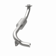 Load image into Gallery viewer, MagnaFlow Exhaust Products 4451166 California CARB Direct-Fit Catalytic Converter for Select Lincoln Navigator