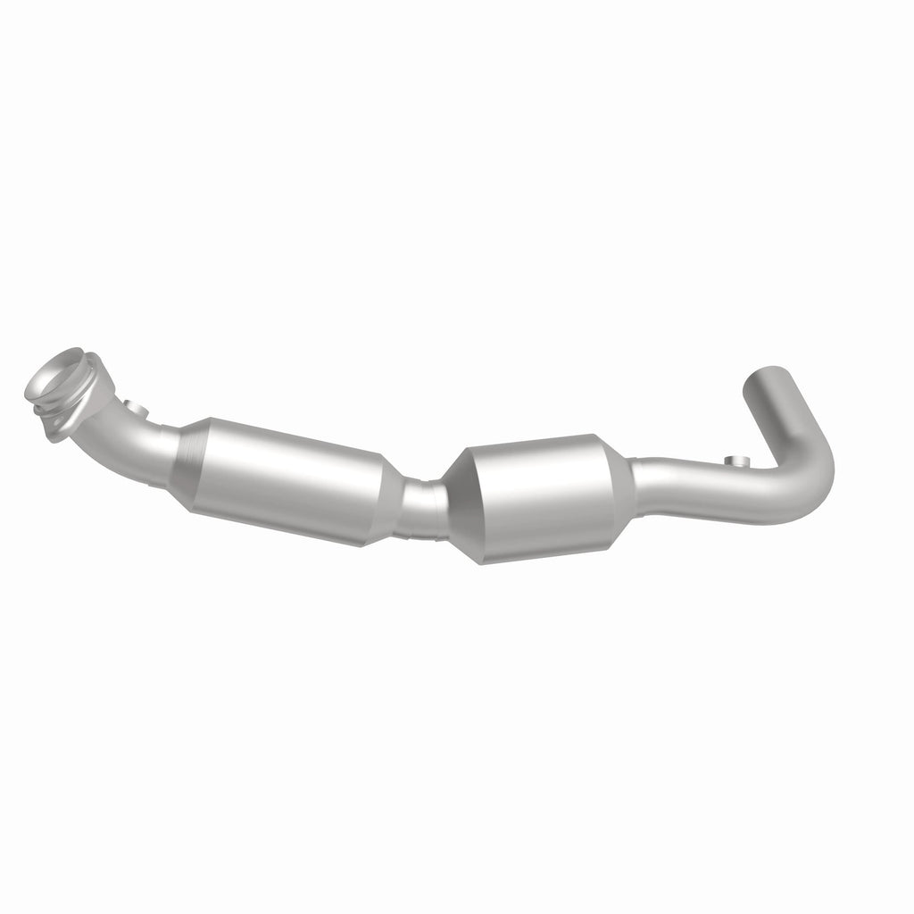 MagnaFlow Exhaust Products 5582311 California CARB Direct-Fit Catalytic Converter for Select Ford E-150, Ford E-250