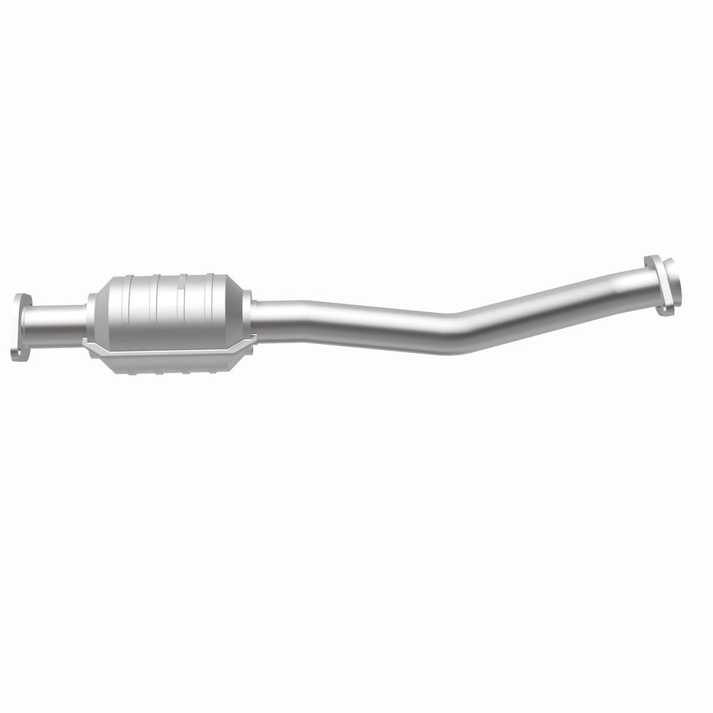 MagnaFlow Exhaust Products 49113 OEM Grade Direct-Fit Catalytic Converter for Select Suzuki Esteem