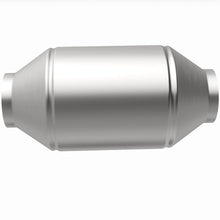 Load image into Gallery viewer, MagnaFlow Exhaust Products 333504 California CARB Universal Catalytic Converter for Select Dodge D100, Dodge D150, Dodge Ram 50, Mazda B2000, Mazda B2200, Mazda B2600, Mitsubishi Mighty Max
