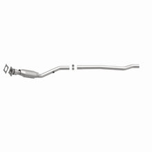 Load image into Gallery viewer, MagnaFlow Exhaust Products 4451279 California CARB Direct-Fit Catalytic Converter for Select Chrysler Town &amp; Country, Dodge Caravan, Dodge Grand Caravan, Plymouth Grand Voyager, Plymouth Voyager