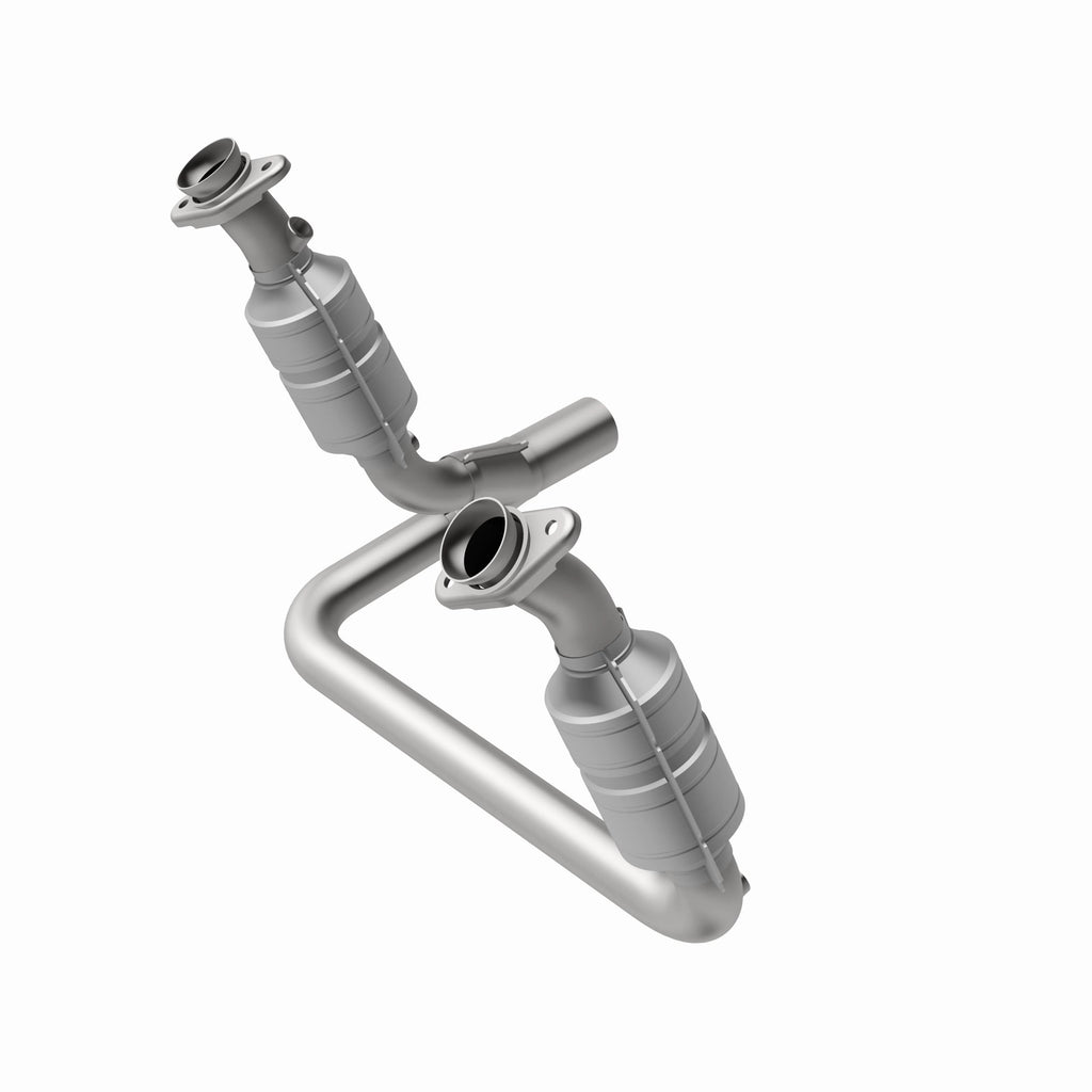 MagnaFlow Exhaust Products 51770 OEM Grade Direct-Fit Catalytic Converter for Select Dodge Durango